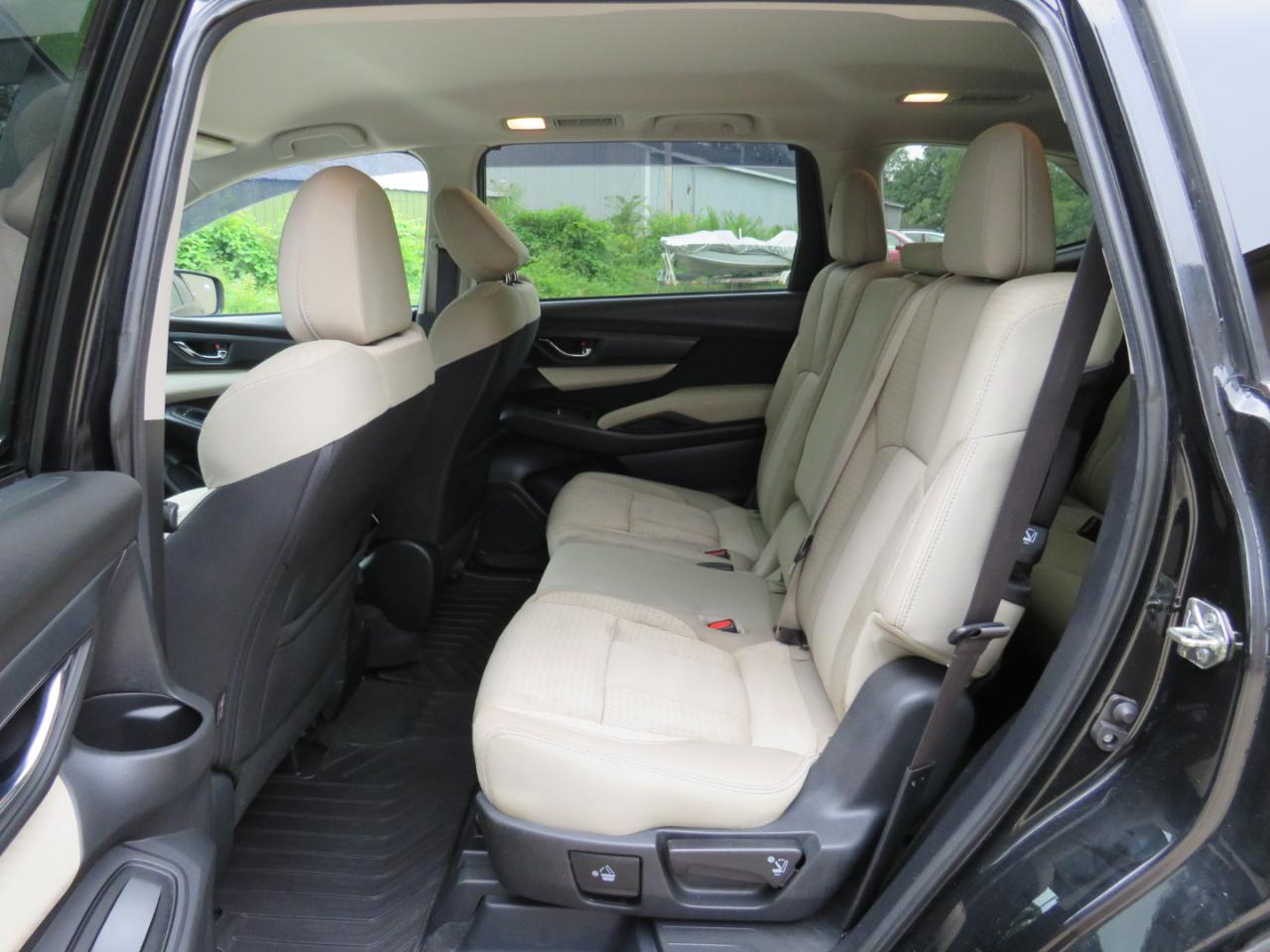 Subaru Ascent Premium w/8-Passenger Convenience Pkg 2020