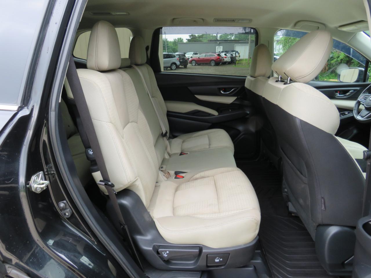 Subaru Ascent Premium w/8-Passenger Convenience Pkg 2020