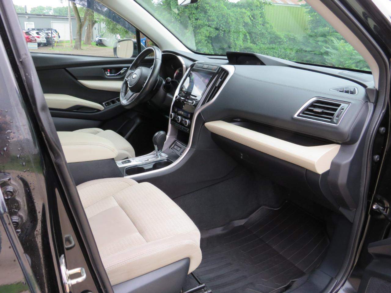 Subaru Ascent Premium w/8-Passenger Convenience Pkg 2020