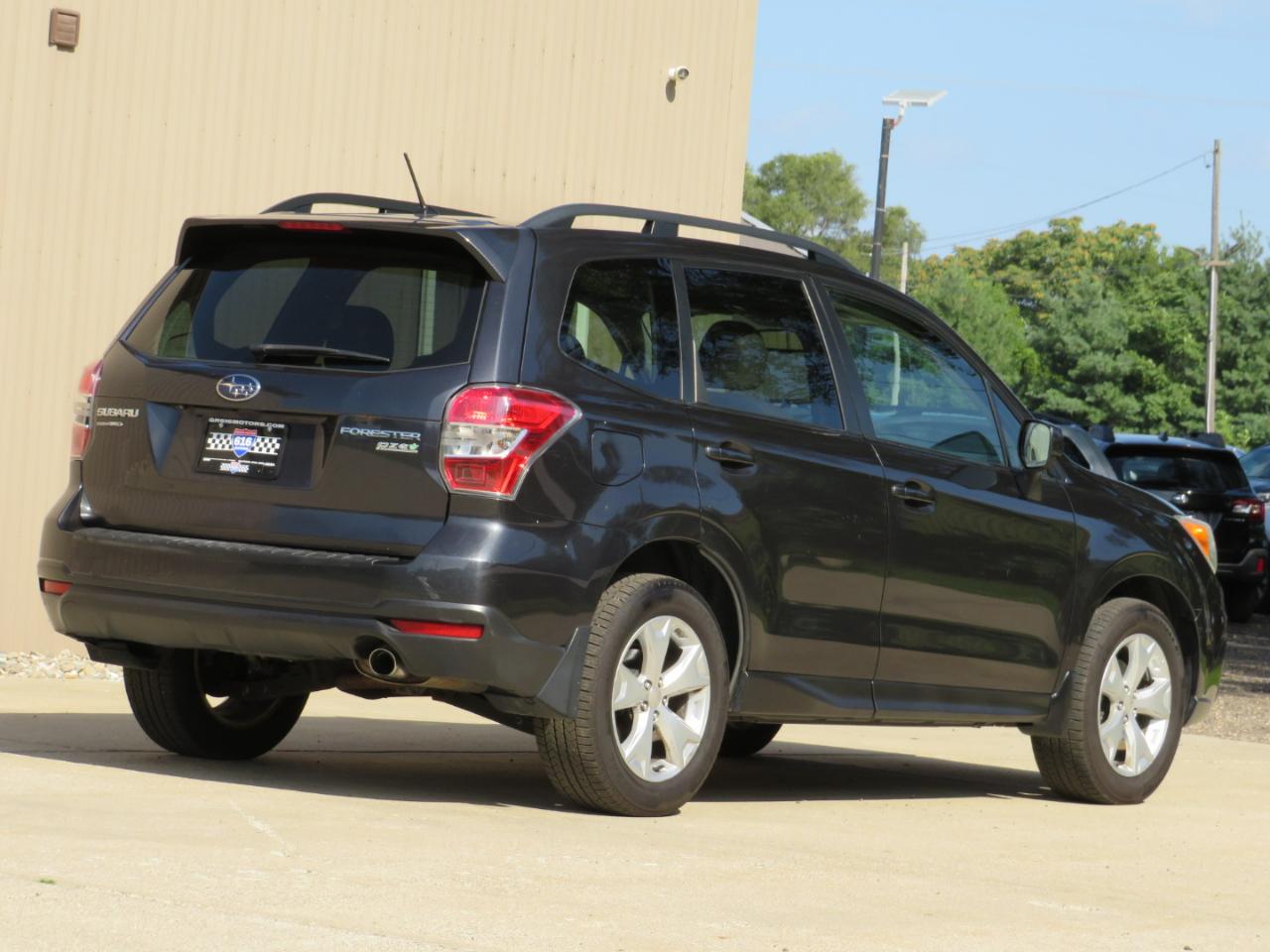 Subaru Forester 2.5i Limited 2015