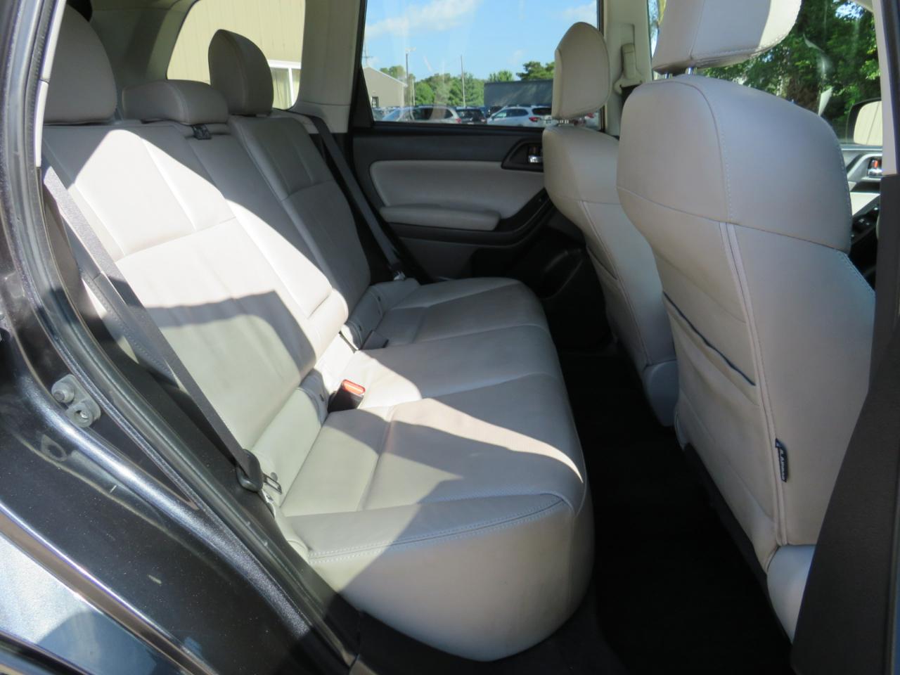 Subaru Forester 2.5i Limited 2015