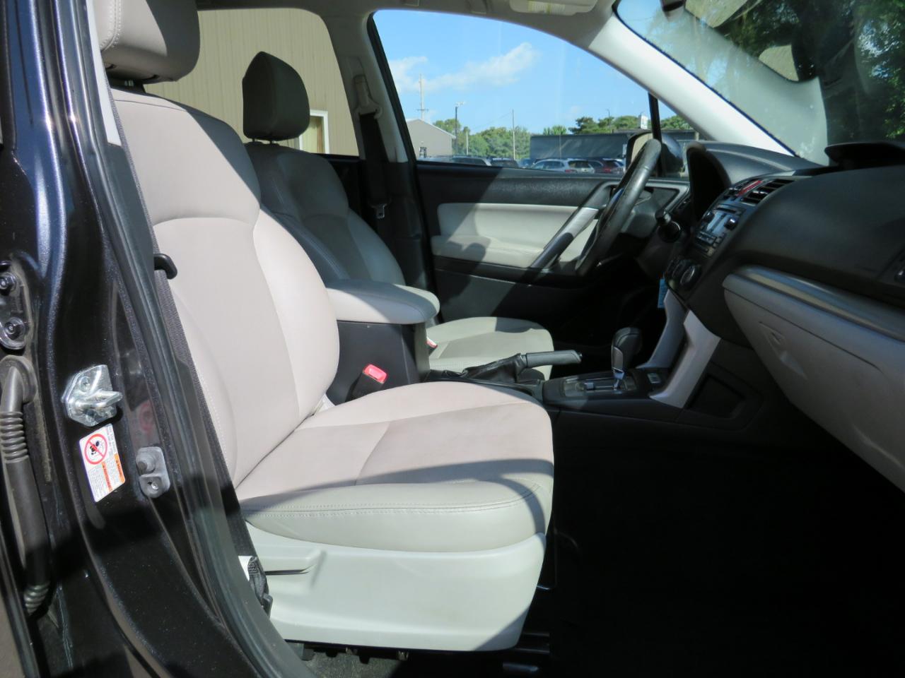 Subaru Forester 2.5i Limited 2015