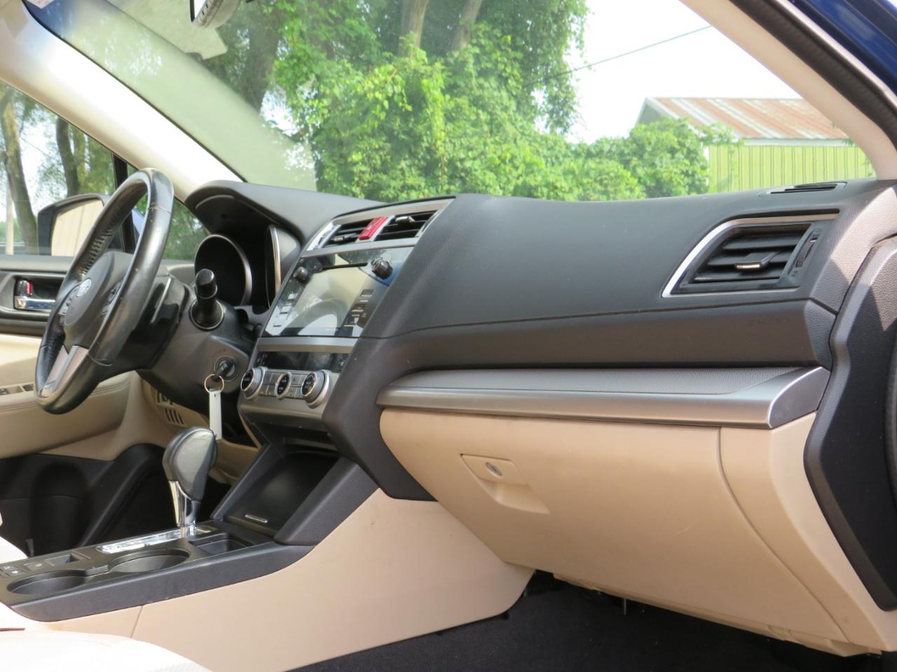 Subaru Outback 2.5i Premium 2016