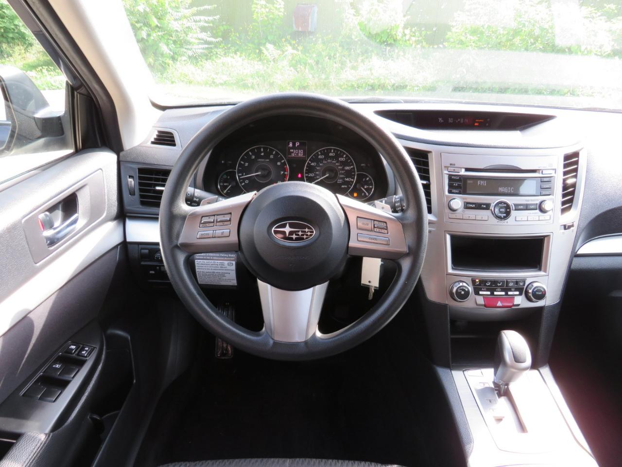 Subaru Outback 2.5i 2011