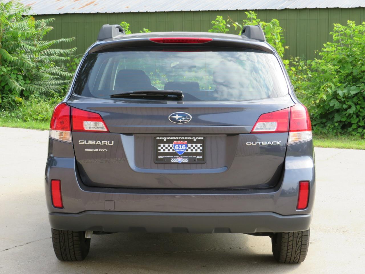 Subaru Outback 2.5i 2011