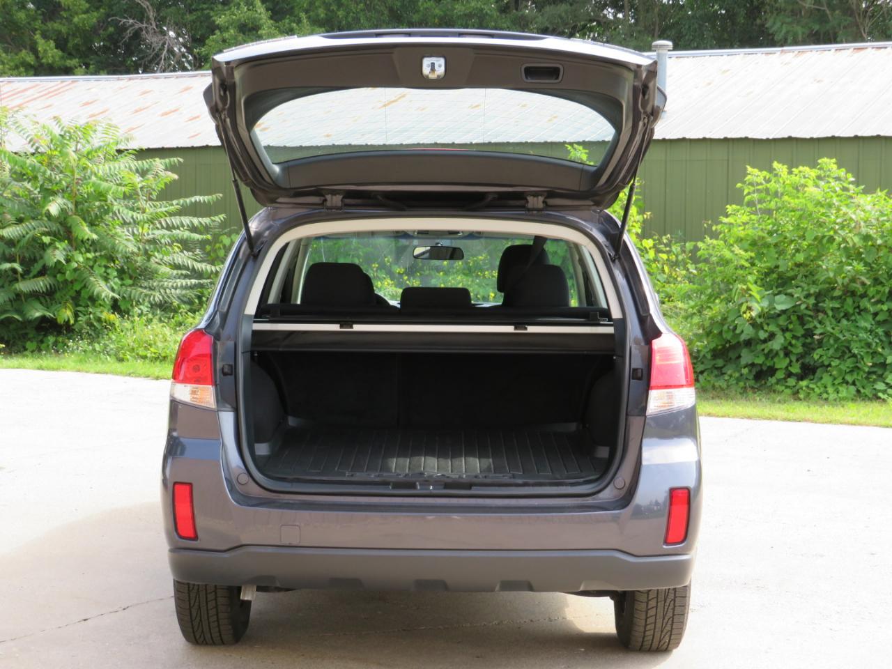 Subaru Outback 2.5i 2011