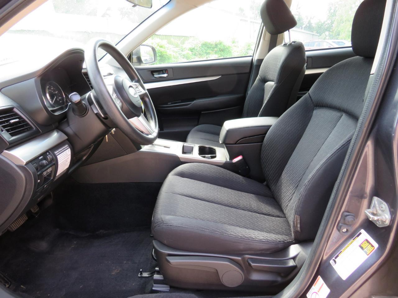 Subaru Outback 2.5i 2011