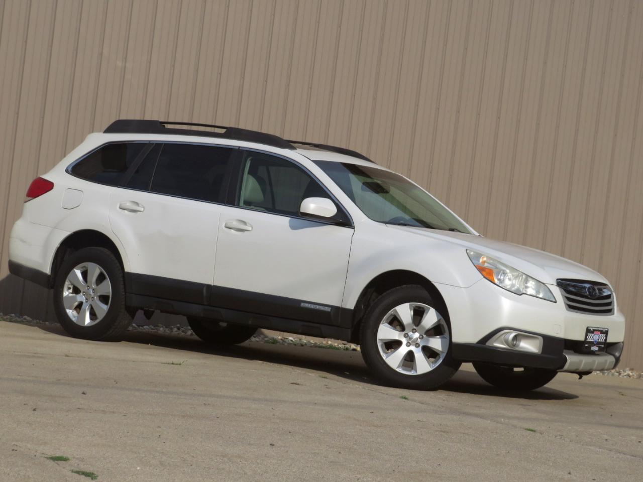 Subaru Outback 2.5i Limited 2010