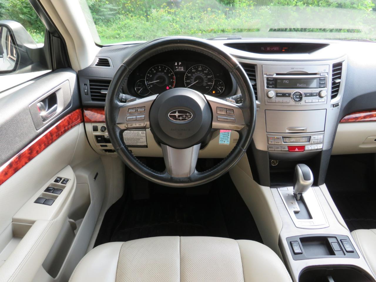 Subaru Outback 2.5i Limited 2010