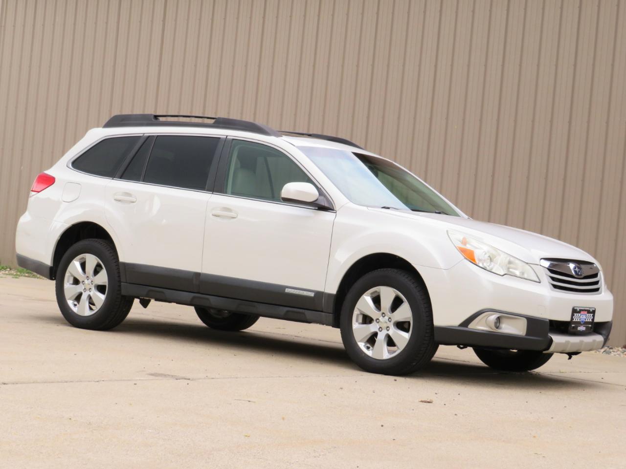 Subaru Outback 2.5i Limited 2010