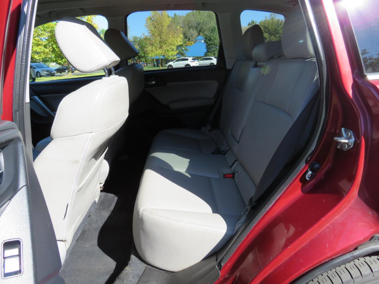 Subaru Forester 2.5i Limited 2016
