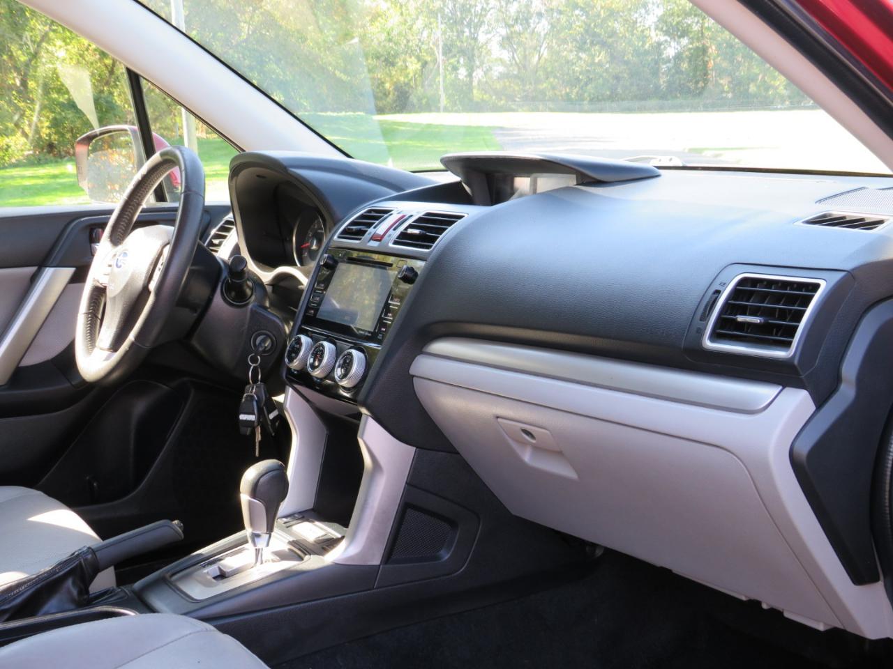 Subaru Forester 2.5i Limited 2016