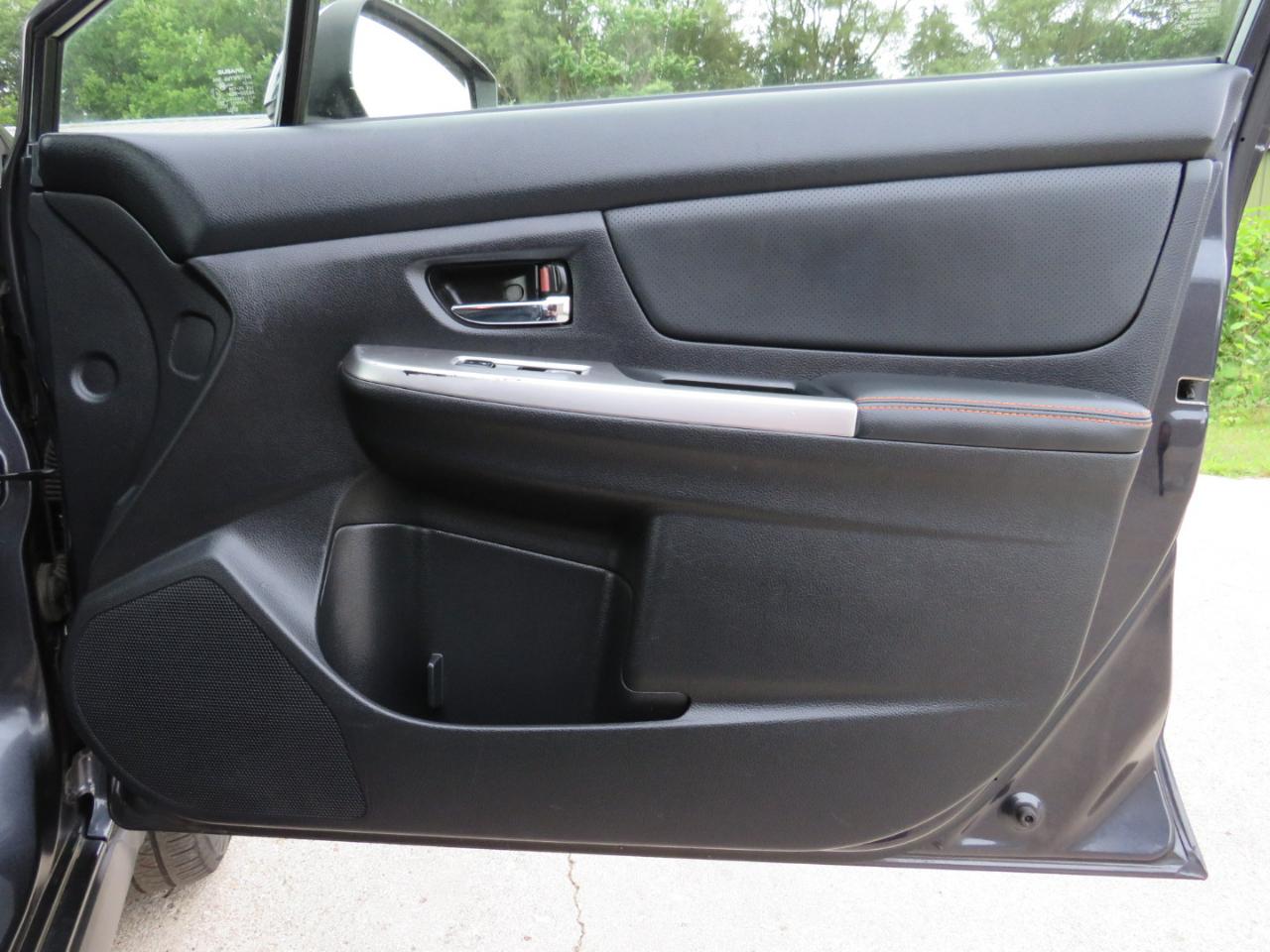 Subaru Crosstrek 2.0i Limited PZEV CVT 2016