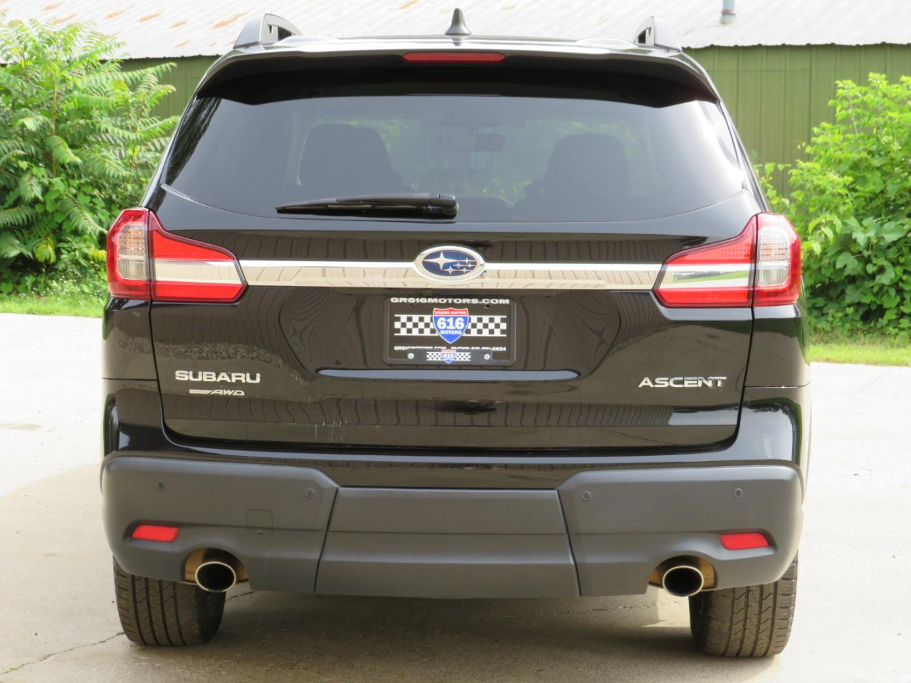 Subaru Ascent Premium 2022
