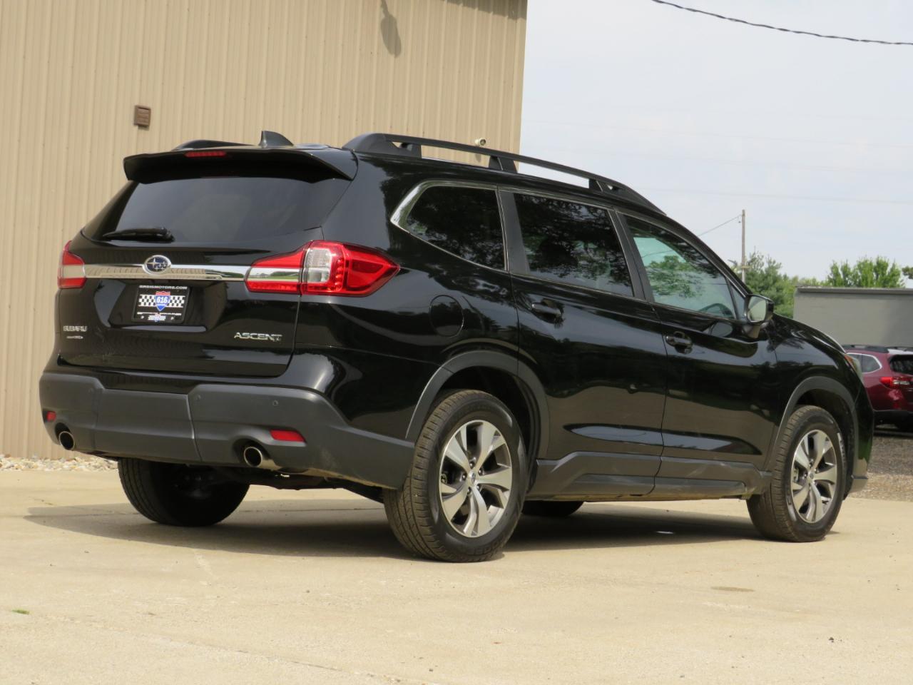 Subaru Ascent Premium 2022