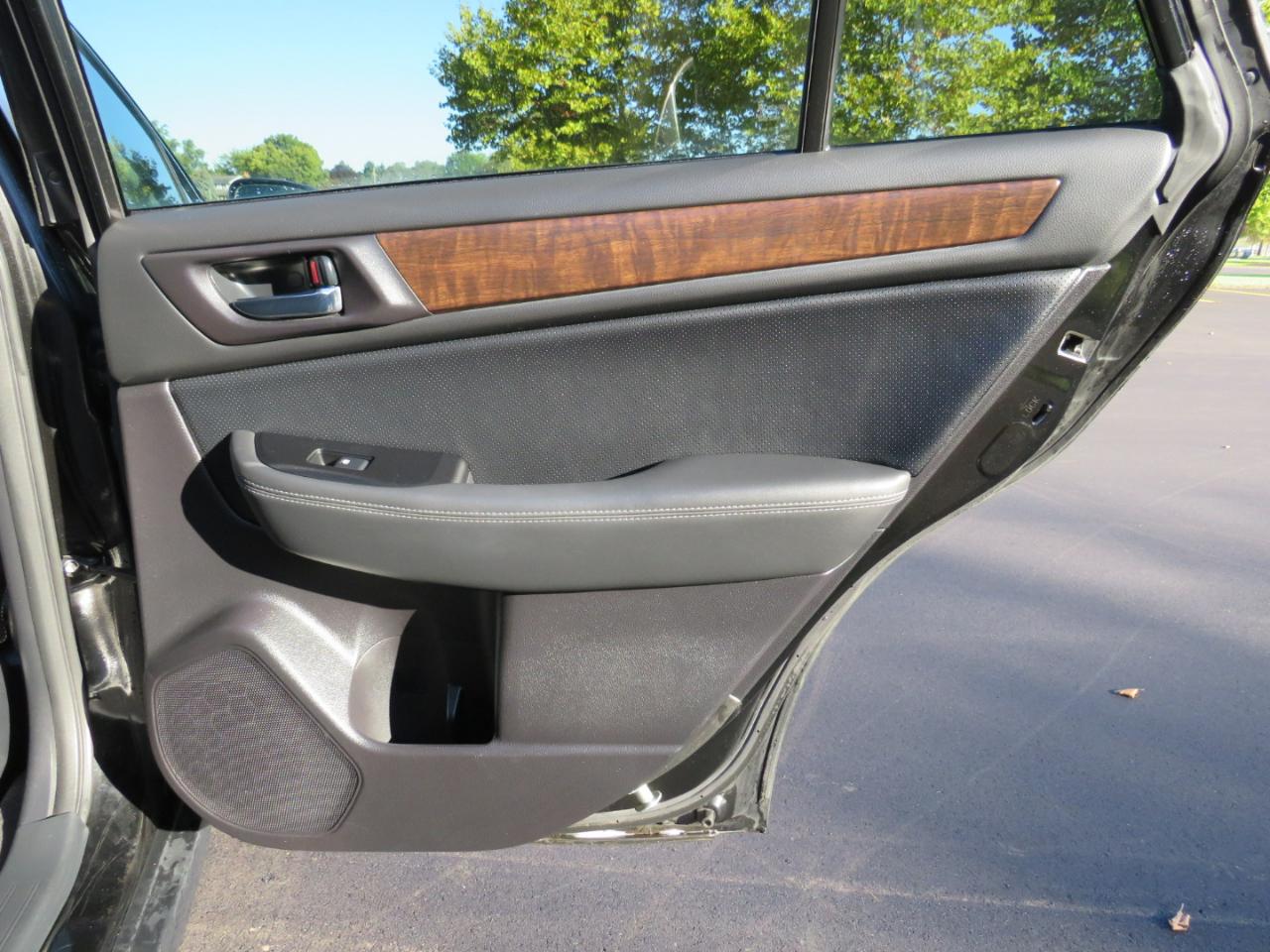 Subaru Outback 2.5i Limited 2017