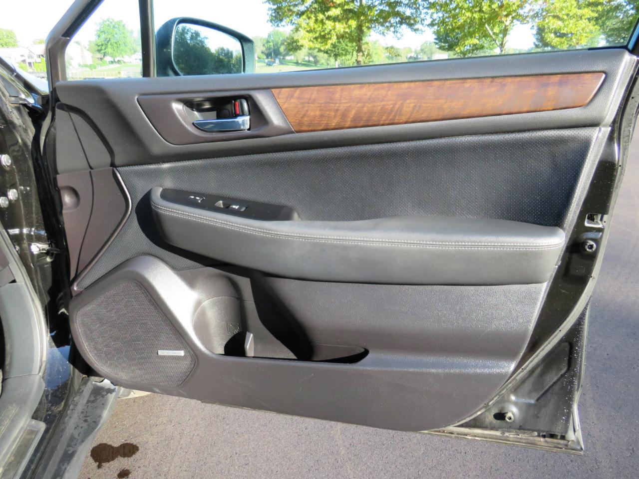 Subaru Outback 2.5i Limited 2017