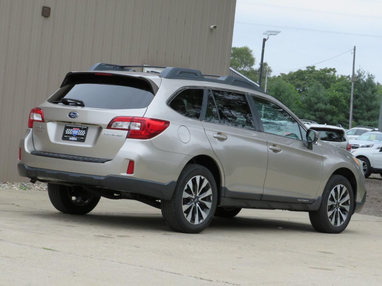 Subaru Outback 2.5i Limited 2015