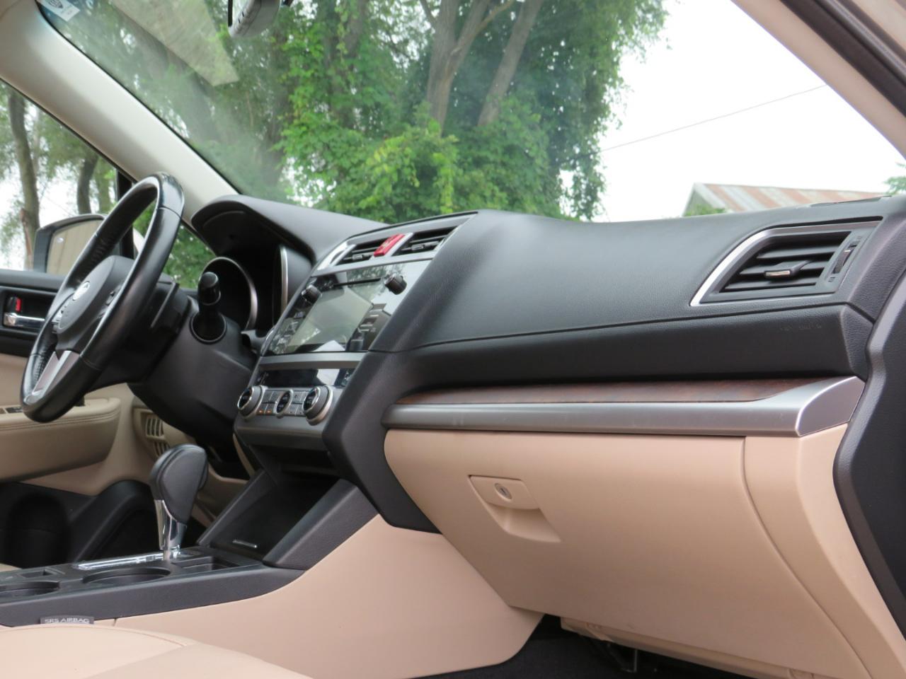 Subaru Outback 2.5i Limited 2015