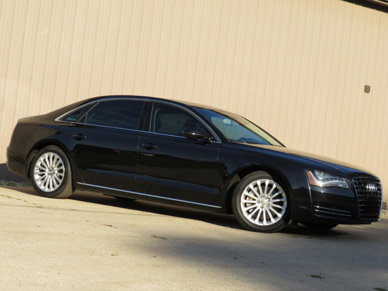 Audi A8 4.0T Sedan L quattro Tiptronic 2013