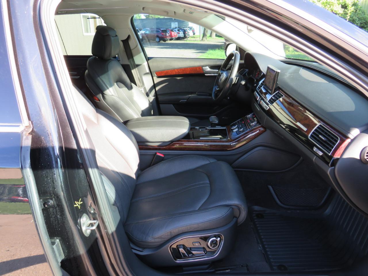 Audi A8 4.0T Sedan L quattro Tiptronic 2013