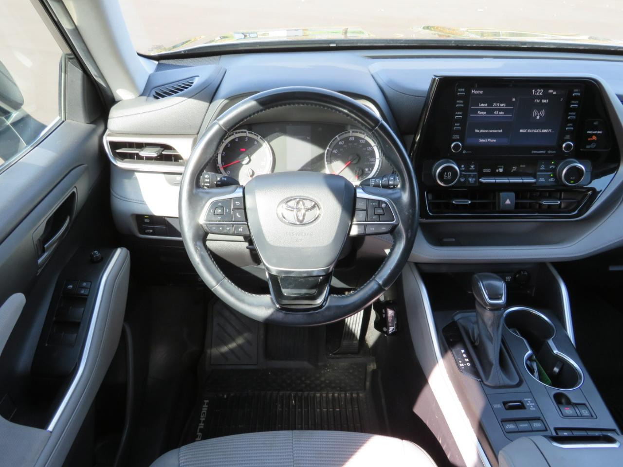 Toyota Highlander LE AWD V6 2020