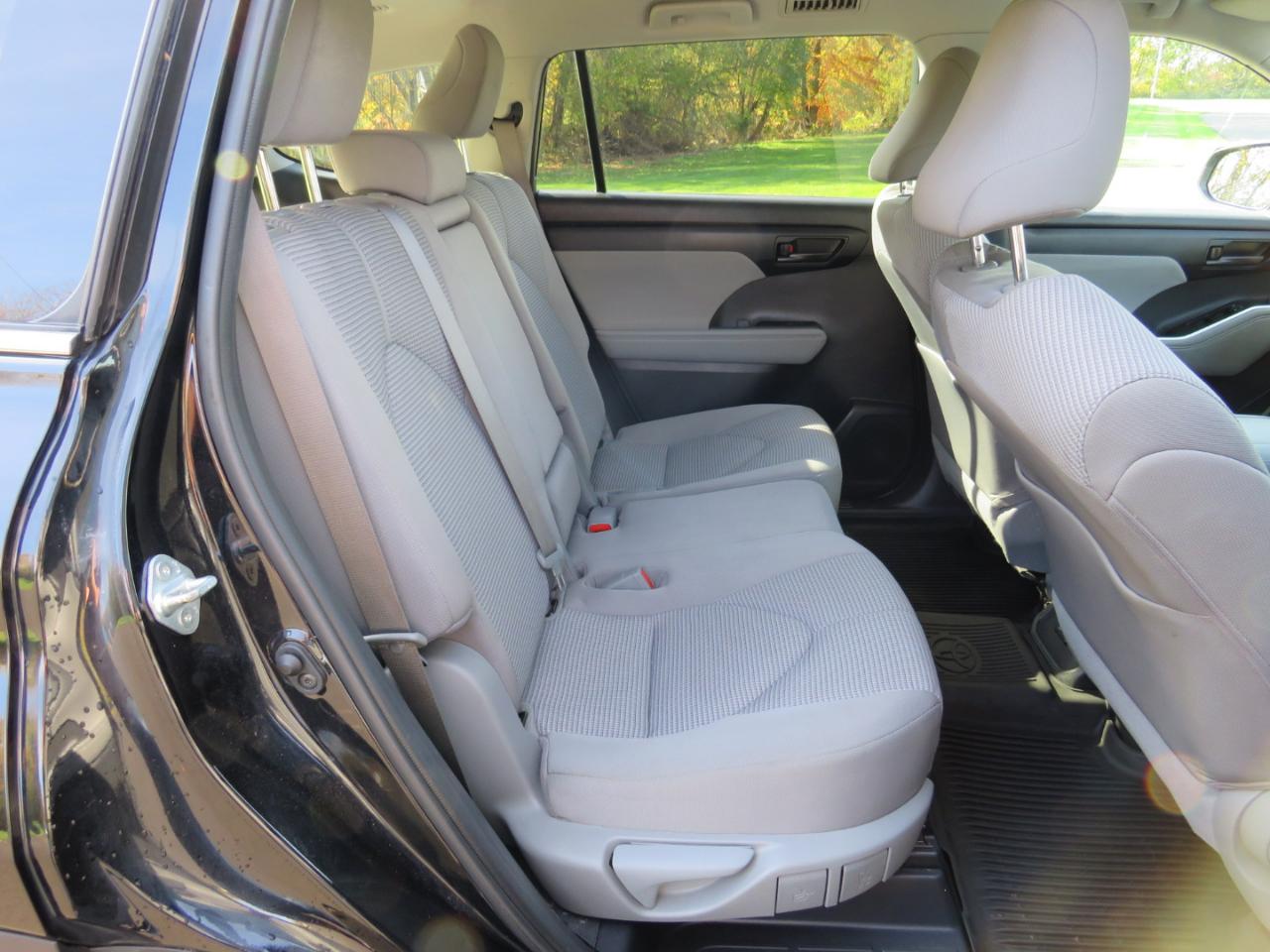 Toyota Highlander LE AWD V6 2020