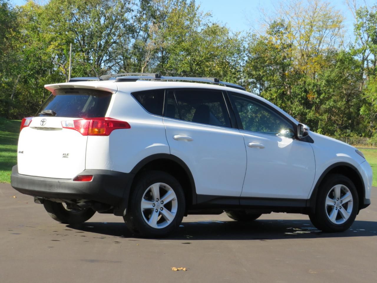 Toyota RAV4 XLE AWD 2013