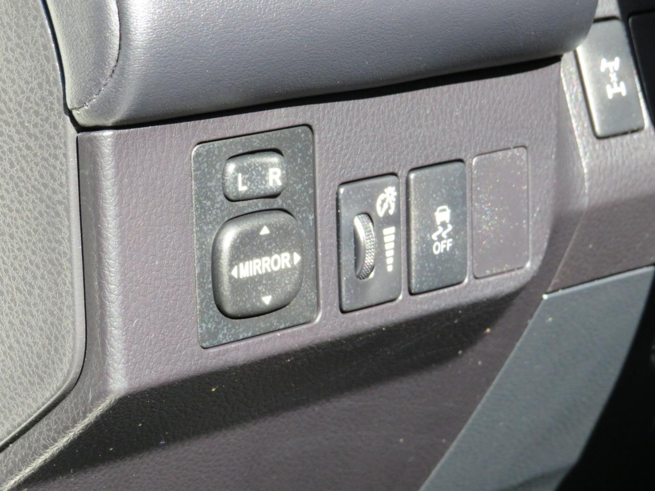 Toyota RAV4 XLE AWD 2013