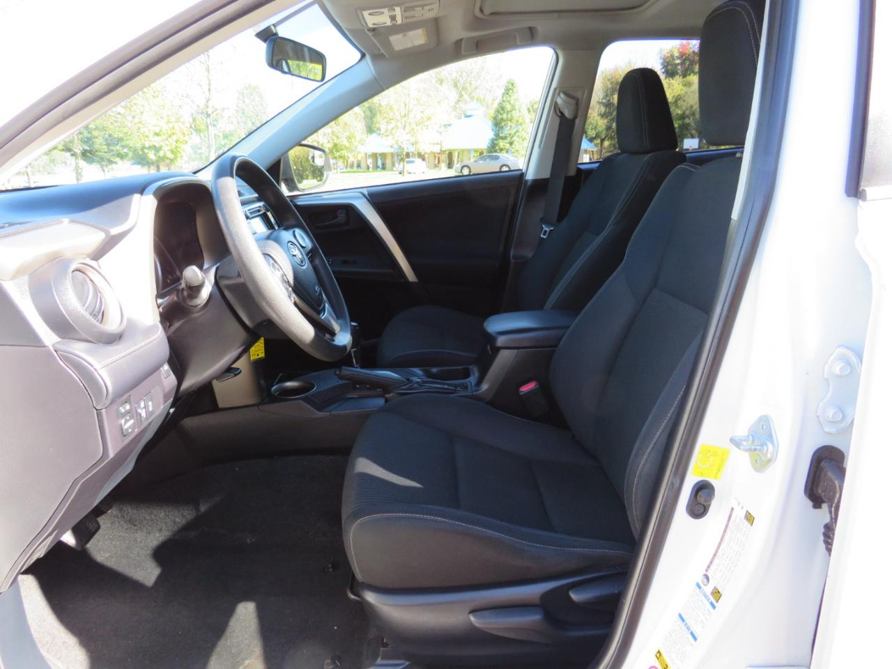 Toyota RAV4 XLE AWD 2013