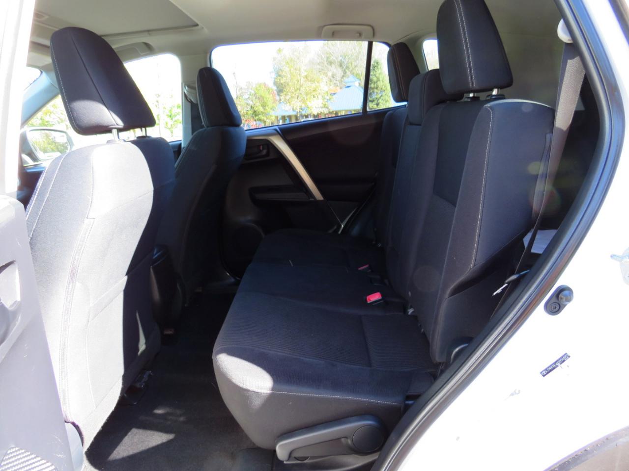 Toyota RAV4 XLE AWD 2013