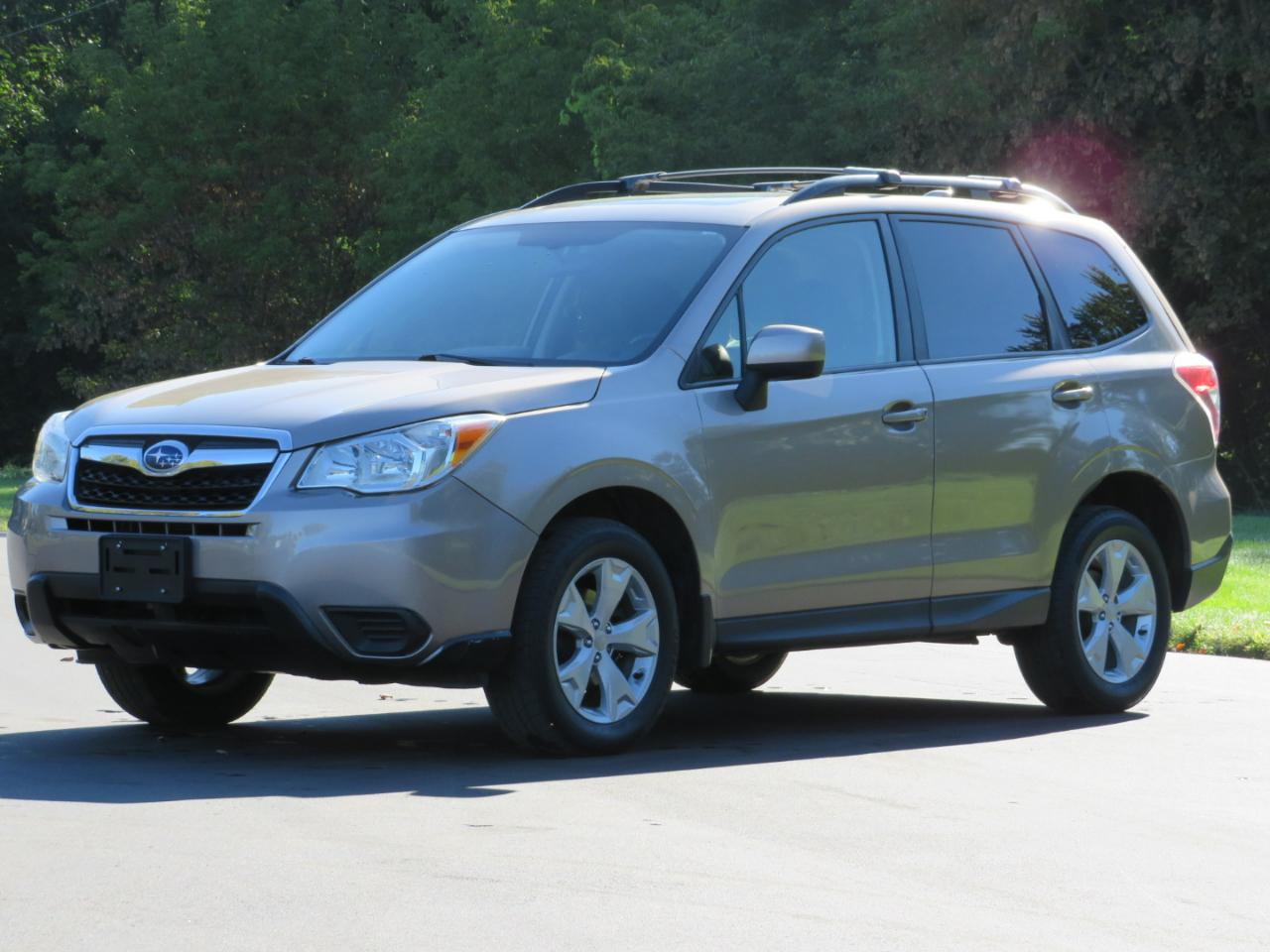 Subaru Forester 2.5i Premium PZEV CVT 2016