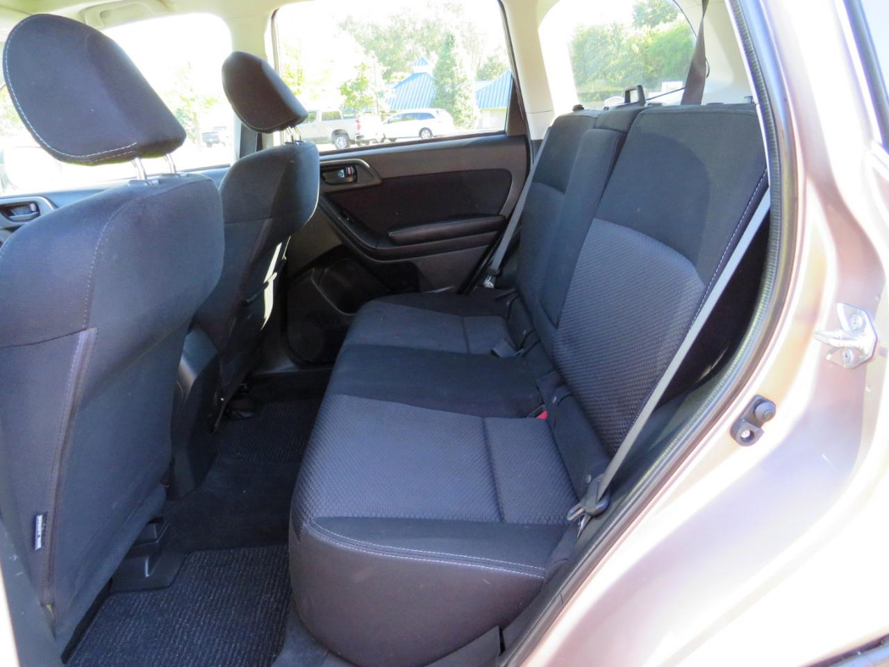 Subaru Forester 2.5i Premium PZEV CVT 2016