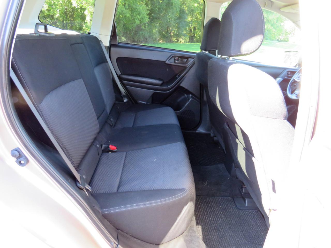 Subaru Forester 2.5i Premium PZEV CVT 2016