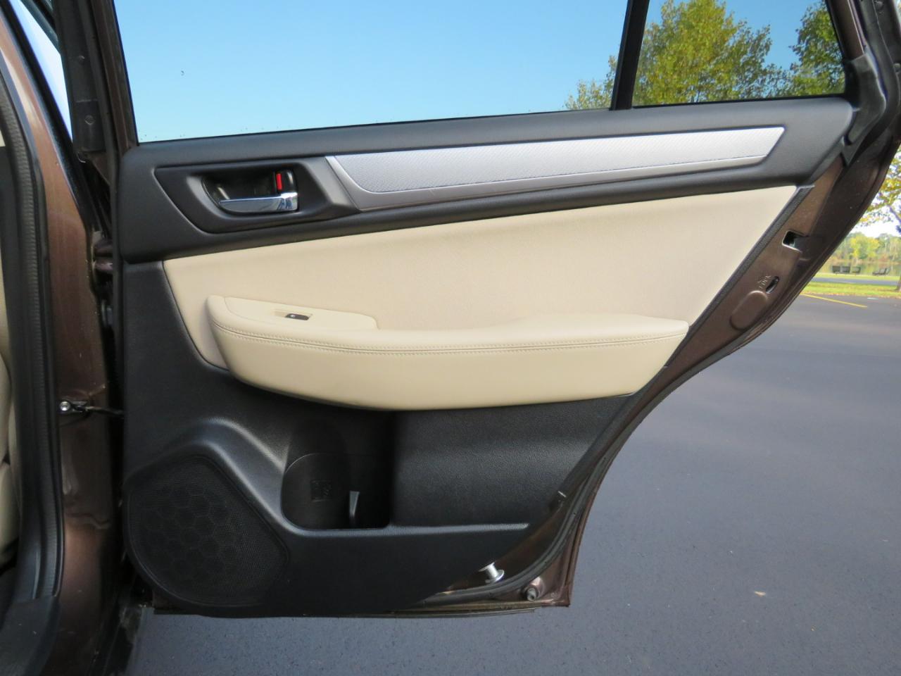Subaru Outback 2.5i Premium 2019