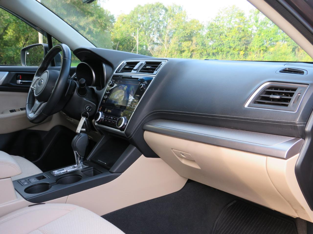 Subaru Outback 2.5i Premium 2019