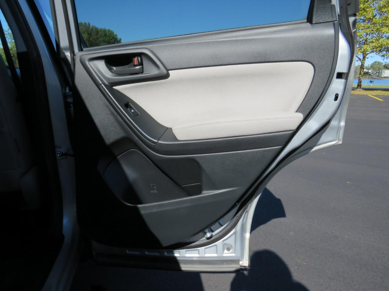 Subaru Forester 2.5i Premium 2015