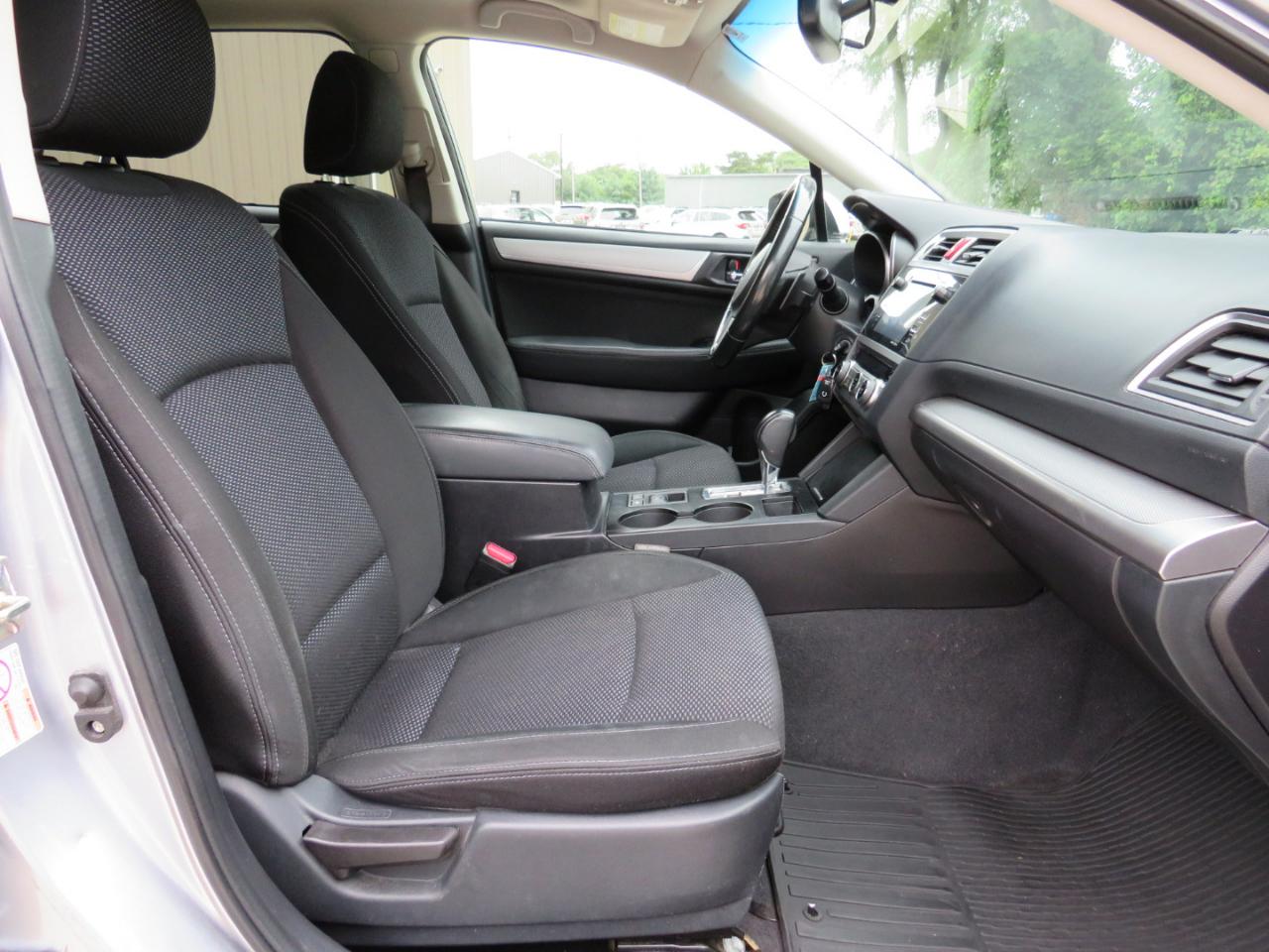 Subaru Outback 2.5i Premium 2017