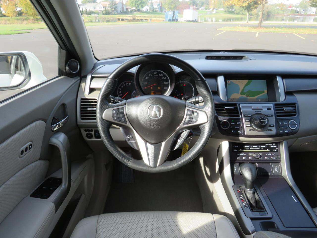 Acura RDX 5-Spd AT SH-AWD with Technology Package 2010