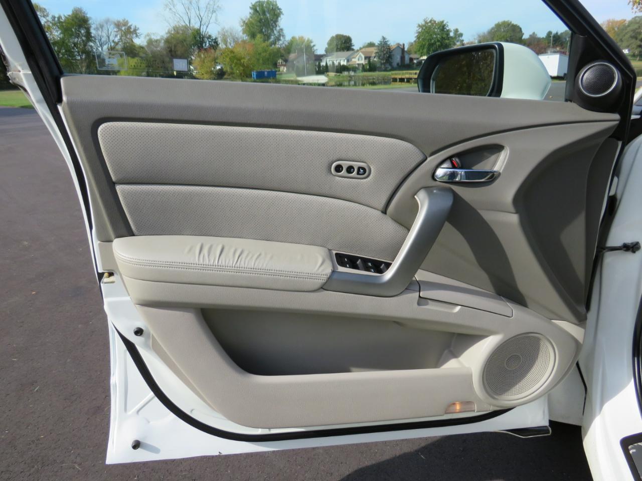 Acura RDX 5-Spd AT SH-AWD with Technology Package 2010