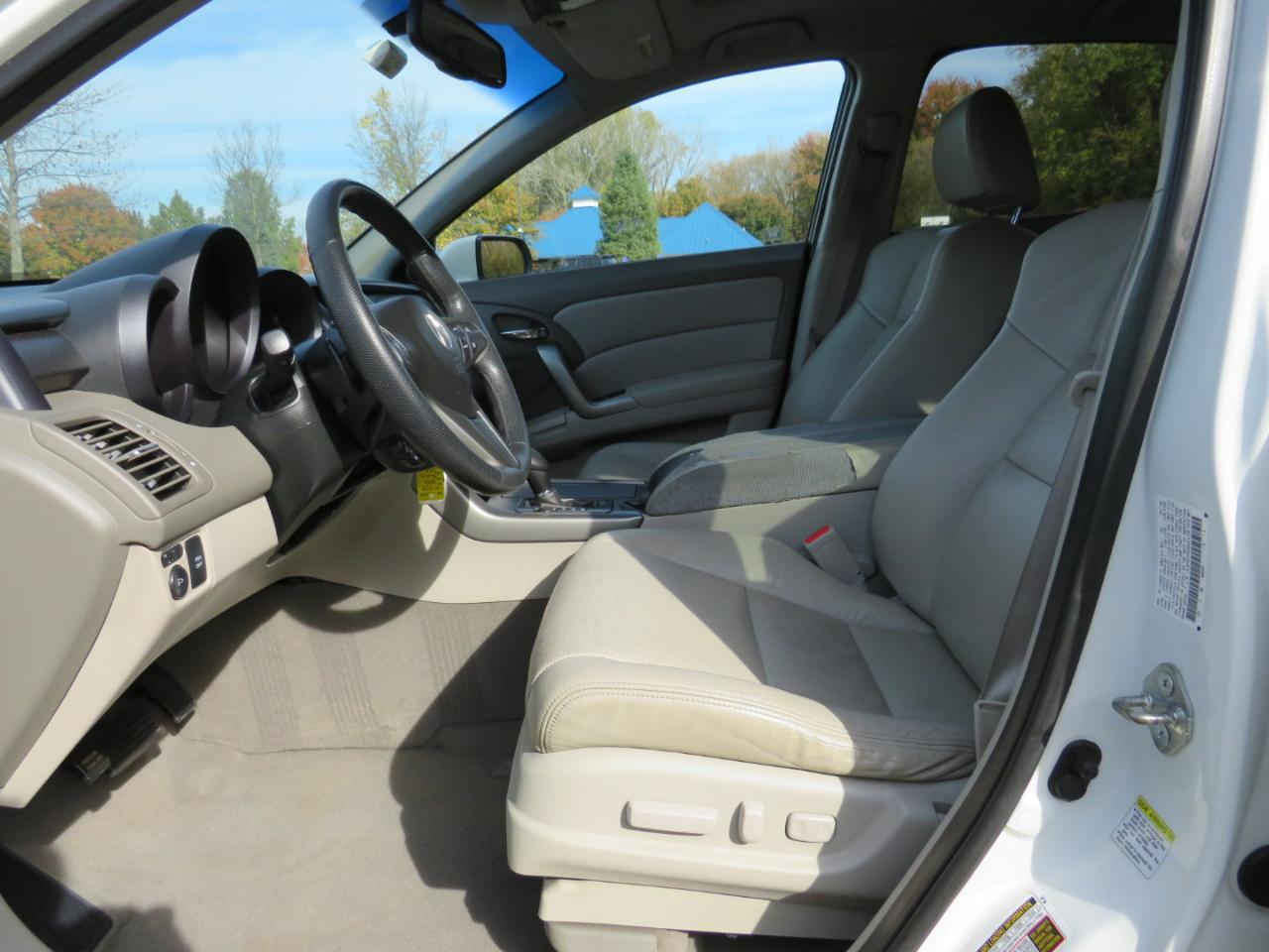 Acura RDX 5-Spd AT SH-AWD with Technology Package 2010