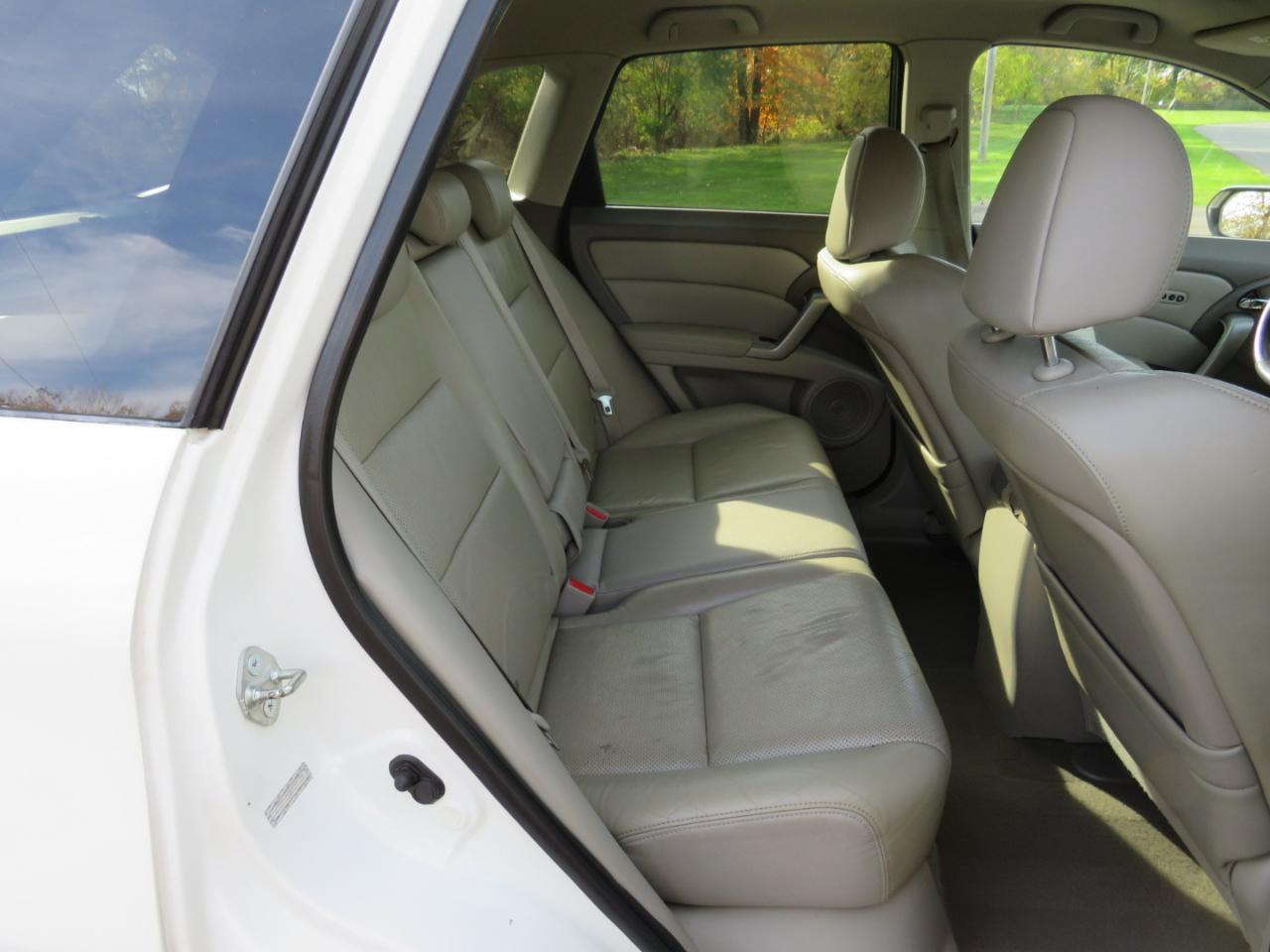 Acura RDX 5-Spd AT SH-AWD with Technology Package 2010