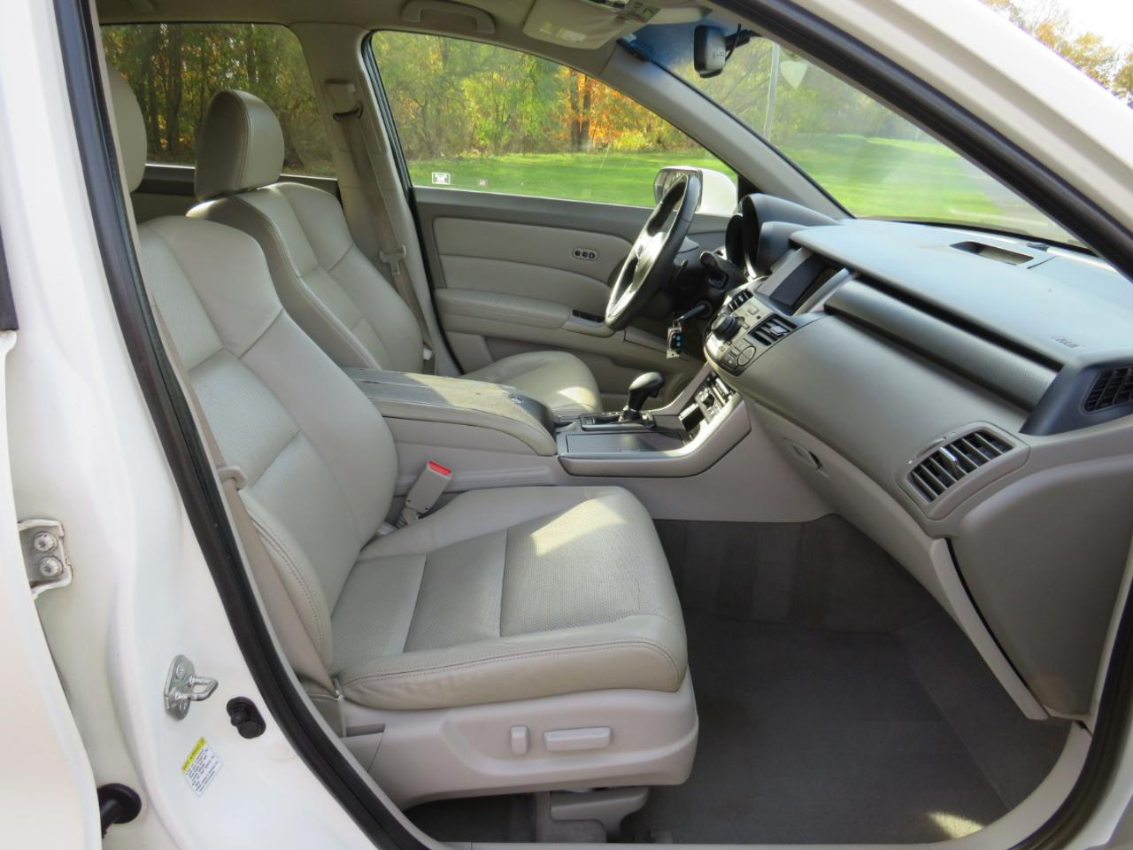 Acura RDX 5-Spd AT SH-AWD with Technology Package 2010