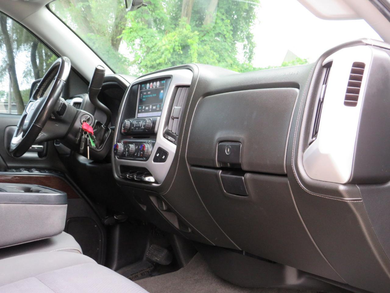 GMC Sierra 1500 SLE Ext. Cab 4WD 2018