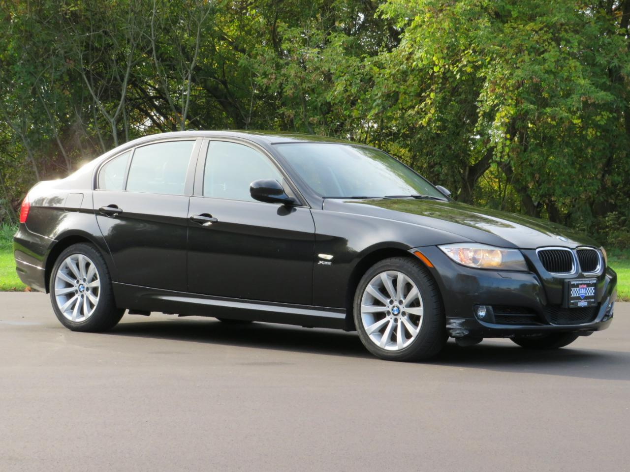 BMW 3-Series 328i xDrive SA 2011