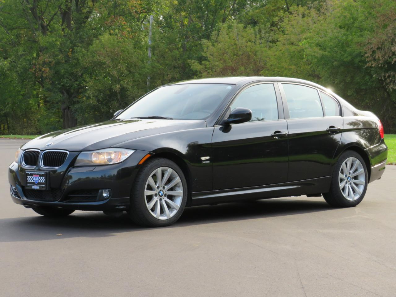 BMW 3-Series 328i xDrive SA 2011