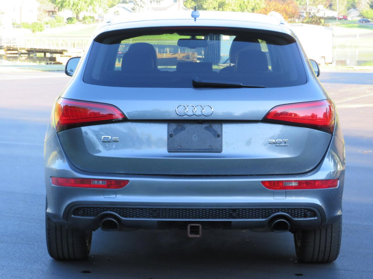 Audi Q5 3.0T Premium Plus quattro 2013
