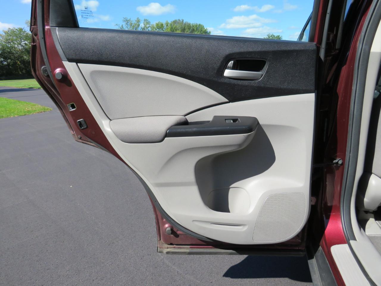 Honda CR-V LX 4WD 5-Speed AT 2013
