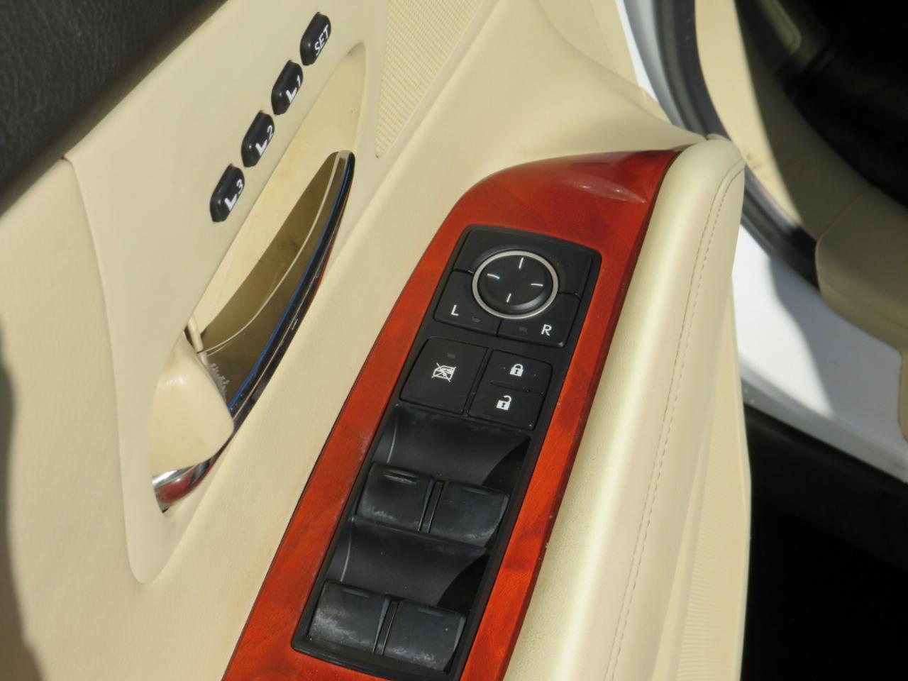 Lexus RX 450h AWD 2010