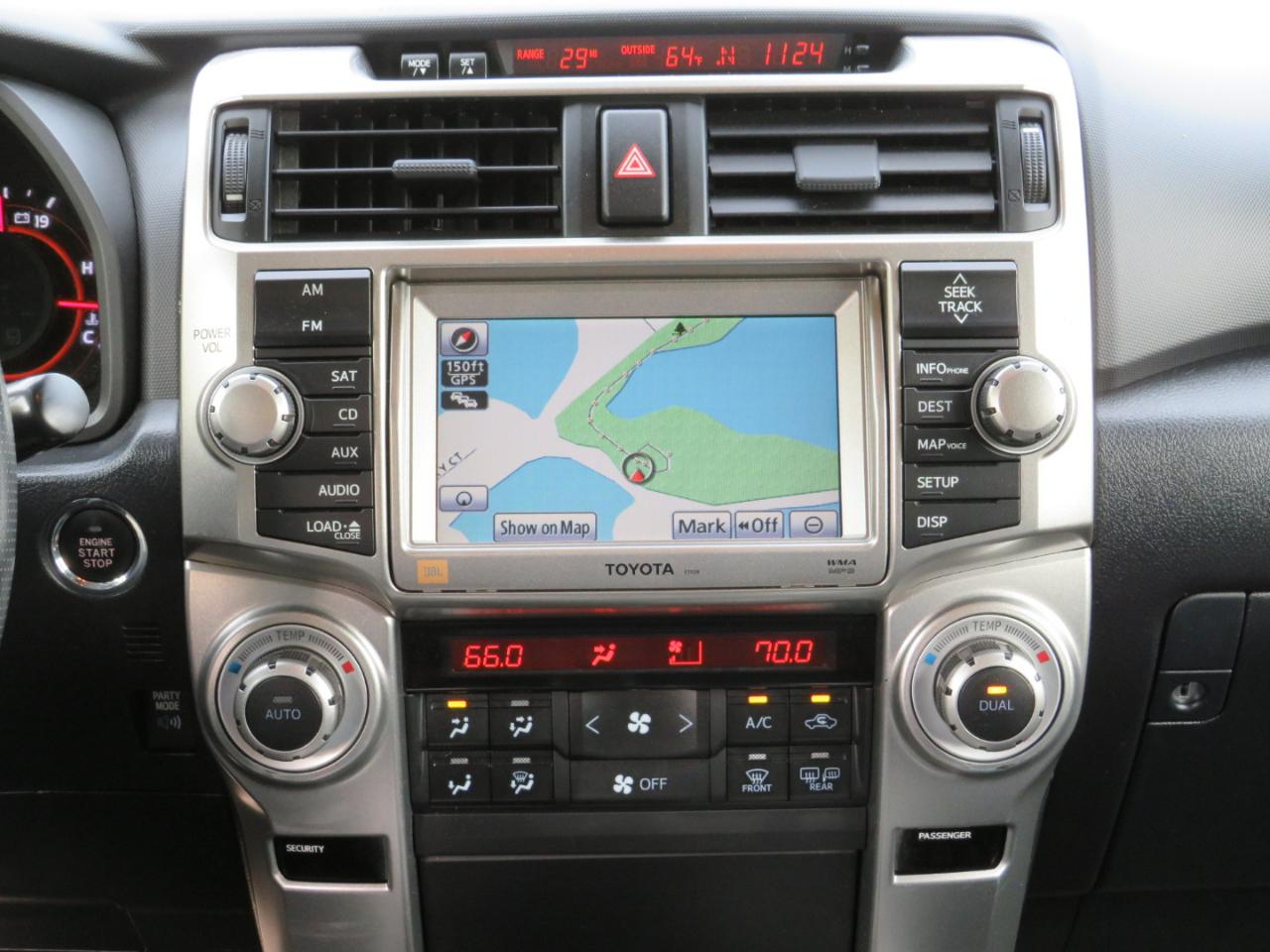 Toyota 4Runner Limited V6 4WD 2013